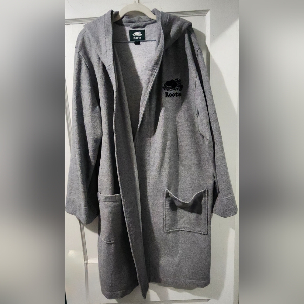 Roots Unisex Salt and Pepper Robe in size S